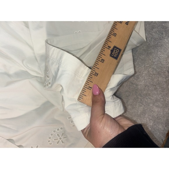 SWEATY BETTY‎ BRODERIE ANGLAISE SHORTS WOMENS Lily White L 10 RUNNING NWT EYELIT - Picture 14 of 15